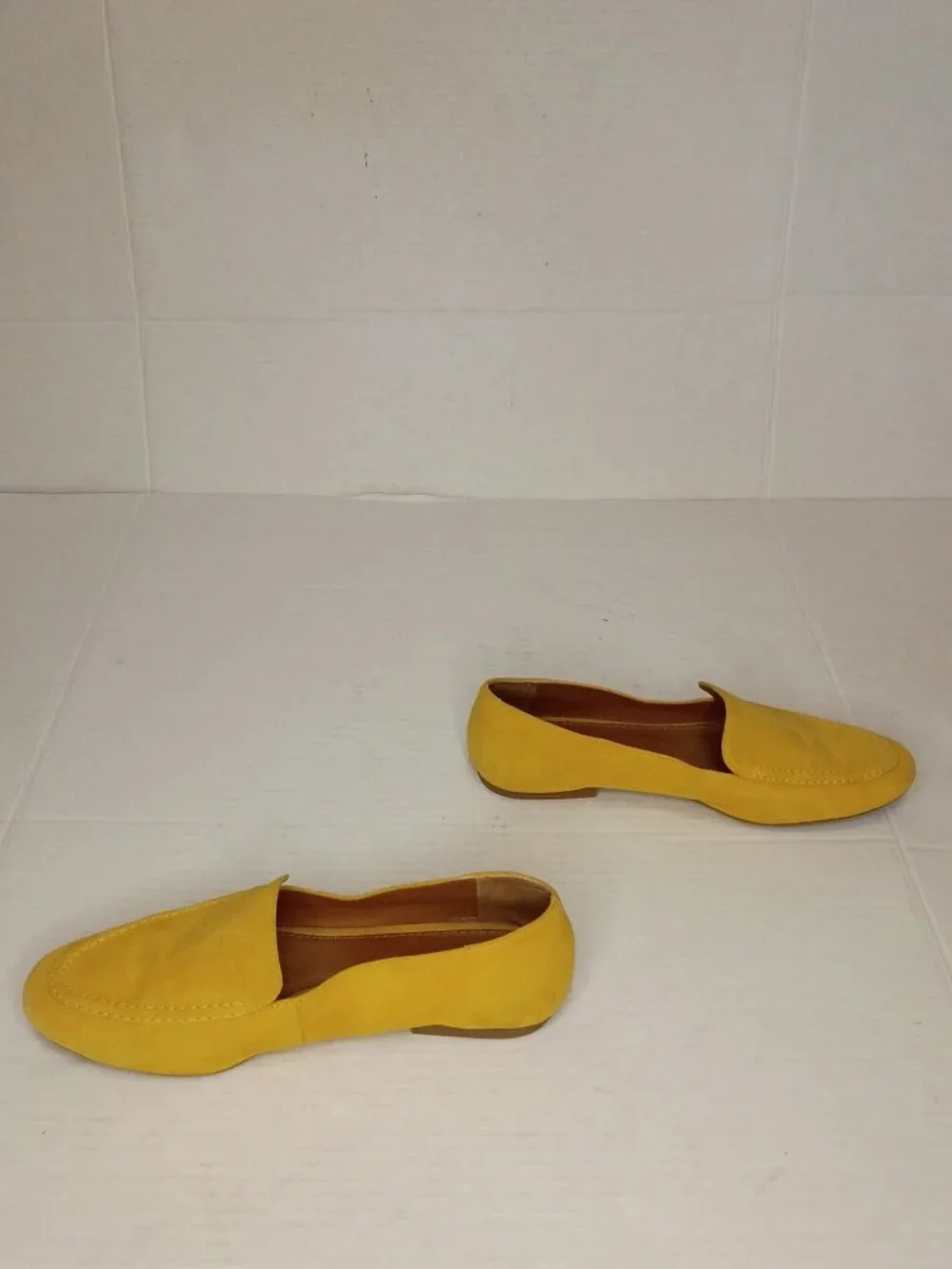 Caslon Yellow Suede Slip On Loafers Flats Women’s Size 6M